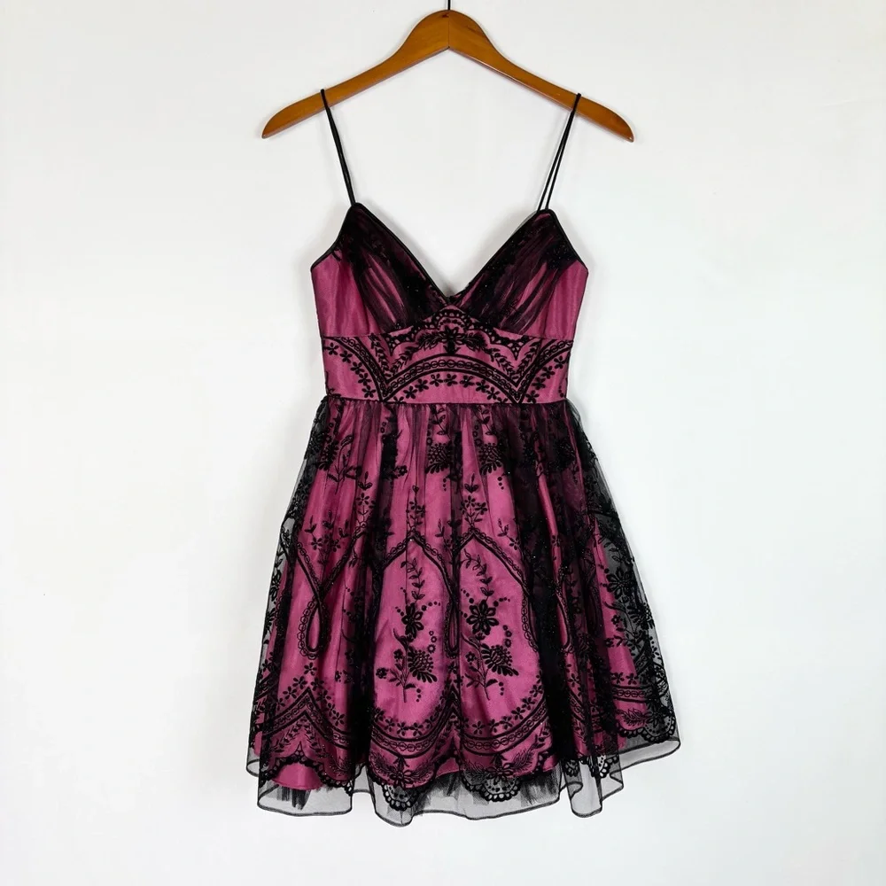 Vintage Y2K Morgan and Co‎ Lace Mini Flare Dress Pink Black Size 5/6 Formal
